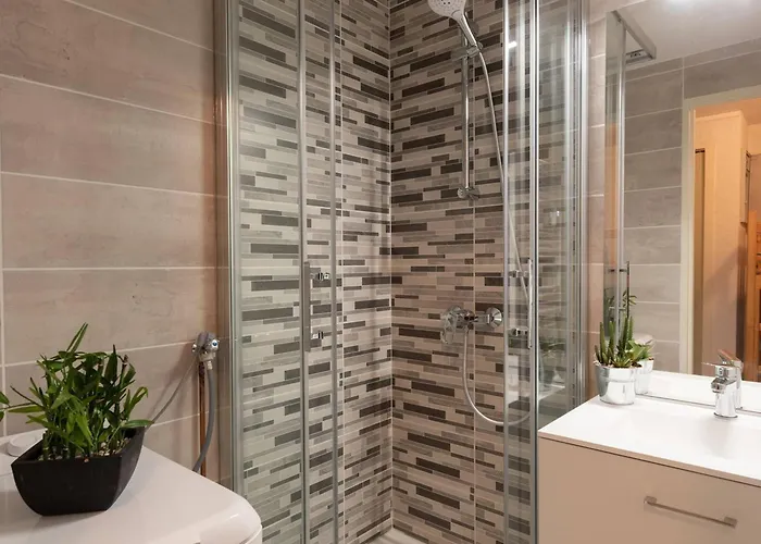 아파트 Pour 4 A Saint-lary Village Avec Balcon, Proche Telepherique - Fr-1-296-510 생라리술랑