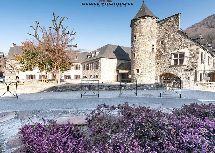 Pour 4 A Saint-lary Village Avec Balcon, Proche Telepherique - Fr-1-296-510 Daire